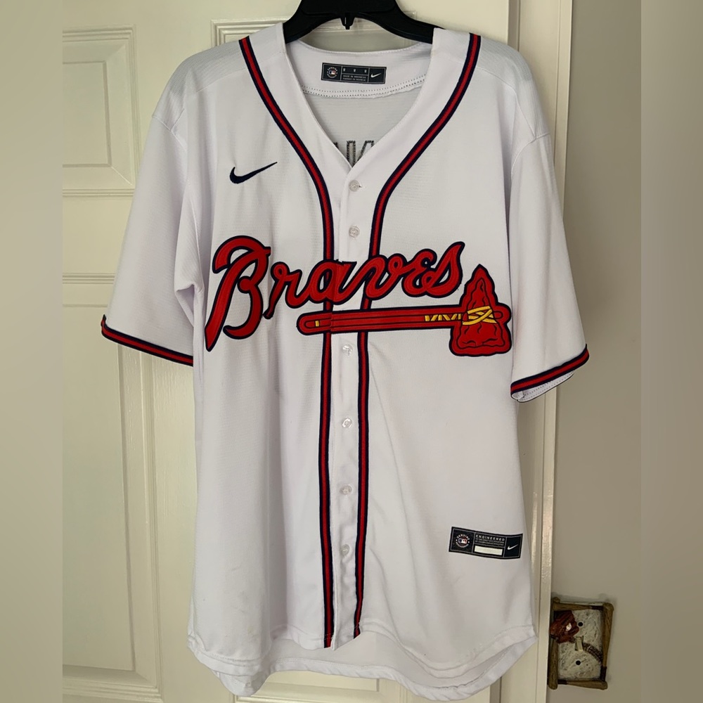 Atlanta Braves #10 Chipper Jones White Mens Stitched Baseball Jersey
